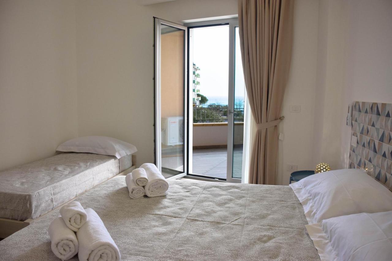 Accomodati B&B Marina di Gioiosa Ionica Eksteriør bilde